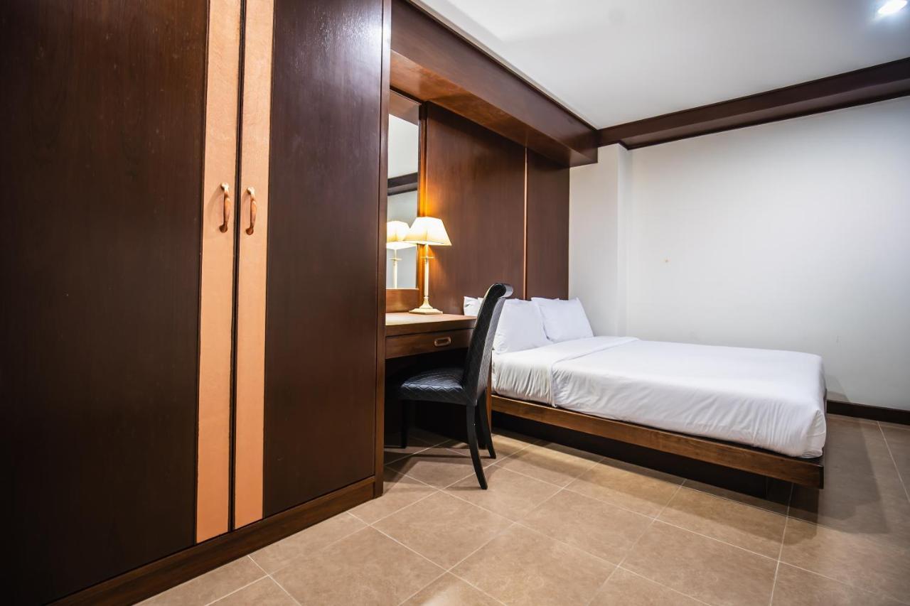 Ratana Hotel Chalong Rawai Extérieur photo